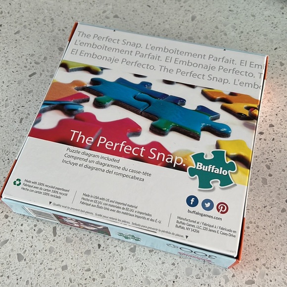 300 pcs Adorable Animals Puzzle Dogs Puzzle (14+) - Picture 2 of 4